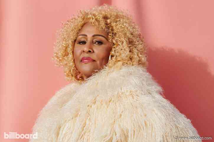 Darlene Love Remembers Phil Spector: ‘If It Wasn’t For Phil, There Would Not Be a Darlene Love’