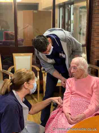 108-year-old Mary Owen receives Covid-19 vaccine - St Helens Star