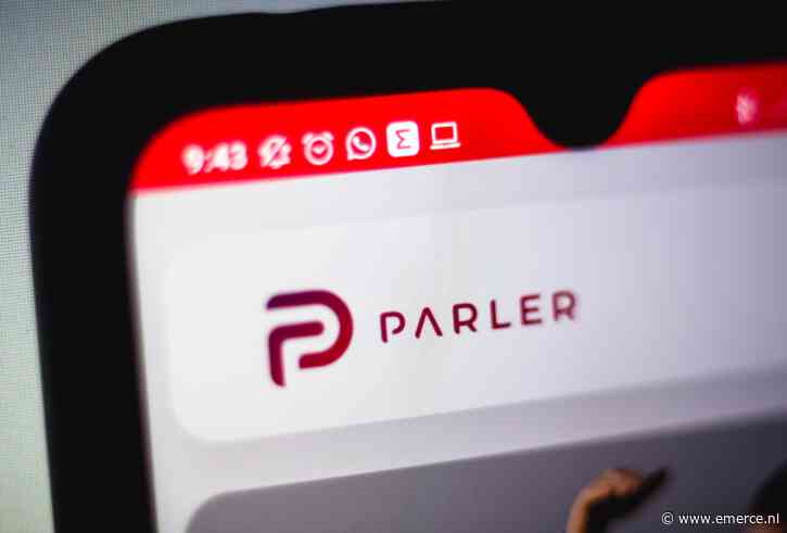 CEO Parler ondergedoken na doodsbedreigingen