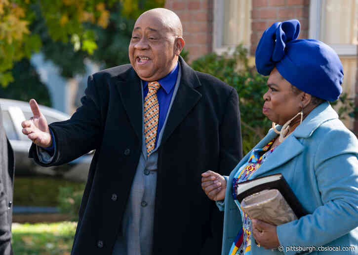 Barry Shabaka Henley On Playing Uncle Tunde On Bob Hearts Abishola: ‘I Find The Character Influences Me As Much As I Do Him’
