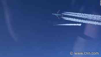 Watch this rocket launch from the wing of a jumbo jet