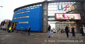 Health workers told 'be patient' amid vaccine booking anger