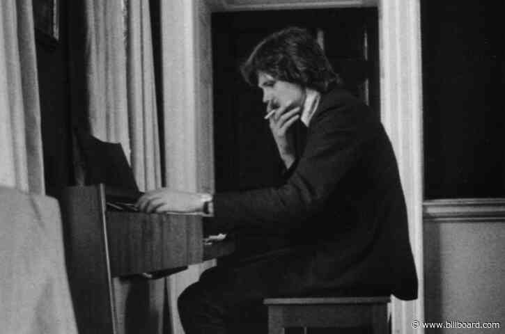 Nick Drake Estate Strikes Publishing Deal With Blue Raincoat/Reservoir
