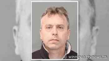 Hamilton police on the lookout for man wanted on fraud charges in Winnipeg and other cities