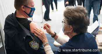 Seniors surge to Minnesota vaccine registration site