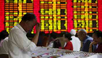 Künstliche Intelligenz (KI) in der Geldanlage: Investor Computer liest mit