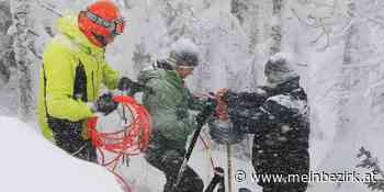 Schneeberg: Extreme Lawinengefahr für Skiroute Lahning ⚠️ Spreng-Einsatz - meinbezirk.at