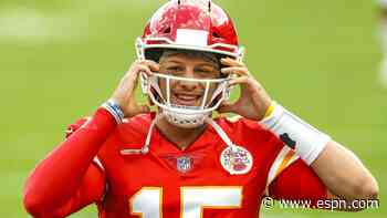 Mahomes practices fully, but remains in protocol