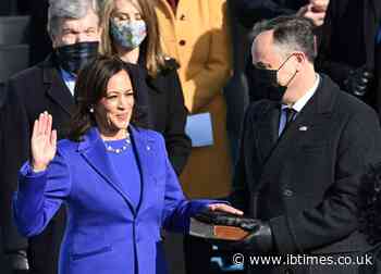 Sanitizer-in-chief: Mysterious alcohol wipes-wielding man at Biden inauguration captures Twitter