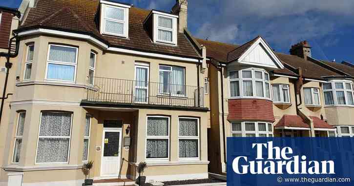 English care homes 'sitting ducks' as GPs refuse Covid vaccine at infected sites