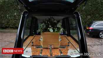 Covid-19: NI undertakers reminded not to advertise funeral times