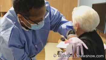 Sentara Medical Group begins vaccinating people 75 and older