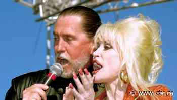 Singer Randy Parton, Dolly Parton's brother, dies at 67