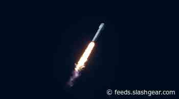 SpaceX will turn two oil rigs into floating rocket launch pads