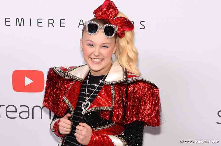 Watch JoJo Siwa Lip-Sync to Lady Gaga’s ‘Born This Way’