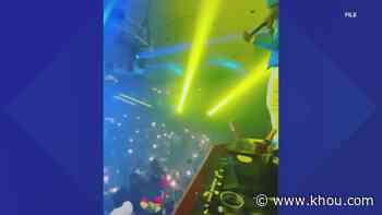 Liquor permits suspended for 3 Houston clubs accused of violating Gov. Abbott's order - KHOU.com