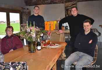 Hay Winterhotspot pimpt Valentijnsmenu met tafeldecoratie en bloemen