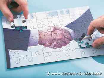 Gujarat, APSEZ ink pact for countrys largest multi-modal logistics park - Business Standard