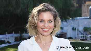 Candace Cameron Bure responds to fans upset over who she follows: 'I follow left and right'