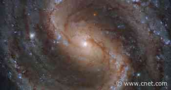 Hubble snaps swoon-worthy view of ethereal 'Lost Galaxy'     - CNET