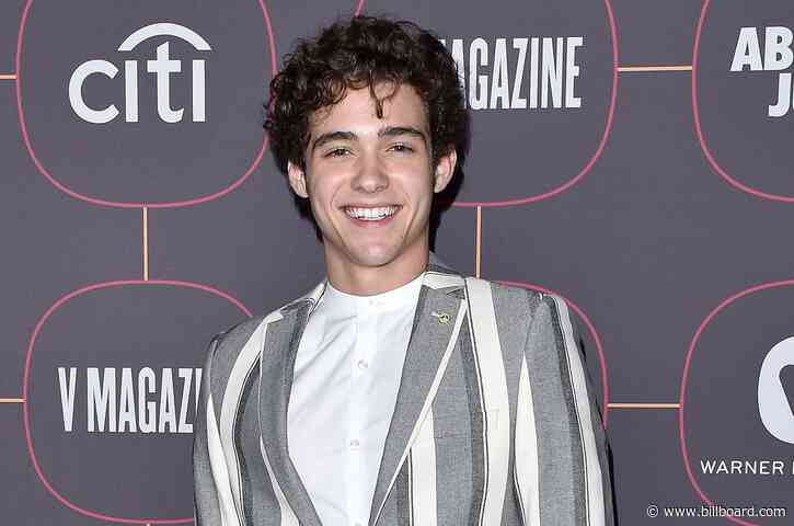 Sabrina Carpenter’s ‘Skin’ Gets Love From Joshua Bassett: ‘Been Stuck in My Head’