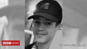 Connor Lyons death: Hull murder investigation launched - BBC News