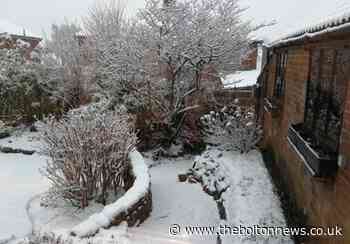 Updates, pictures, traffic and travel as snow hits Bolton