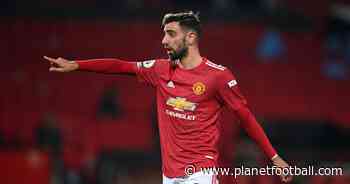 Watch: Bruno Fernandes offers advice to Amad Diallo during Man Utd training - PlanetFootball