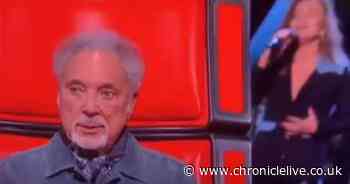 'Disgusted' Voice fans blast coaches for snubbing amazing singer