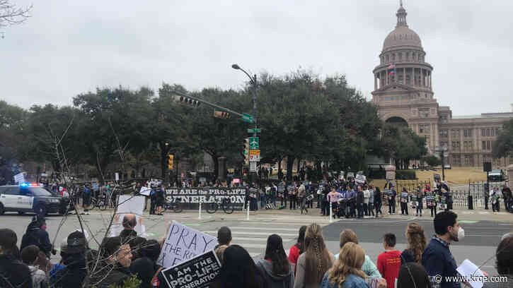 'Texas Rally for Life' caravan draws hundreds to state Capitol in Austin