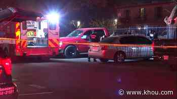 Houston police looking for gunman after man killed outside apartment complex in Houston's northside - KHOU.com