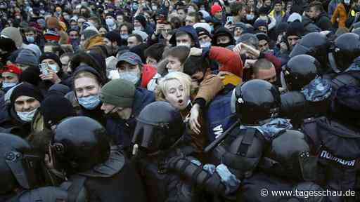 Proteste in Russland: Ein "unverhältnismäßiger Einsatz von Gewalt"