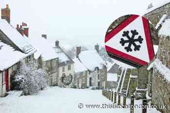 UK weather: Snow pictures across south London and Surrey