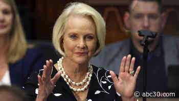 Arizona Republicans censure Cindy McCain, Gov. Doug Ducey, former Sen. Jeff Flake