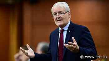 Garneau won't rule out invoking Emergencies Act to limit pandemic travel