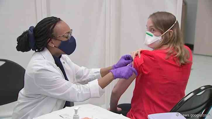 Coronavirus Texas: Pregnant Houston councilmember Abbie Kamin gets COVID-19 vaccine publicly - KTRK-TV