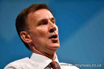 Jeremy Hunt: Medical grade masks should be compulsory in shops - Dudley News