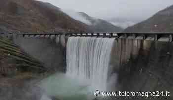 FORLI': Ridracoli, spettacolare tracimazione della diga | VIDEO - Teleromagna24