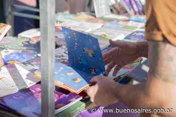 Libro Móvil continúa en las ferias y espacios públicos de la Ciudad, con más de 300 libros en catálogo - buenosaires.gob.ar