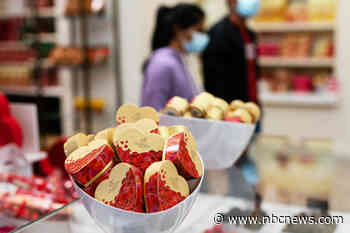 Godiva to close all 128 chocolate stores in North America