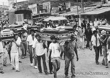 Las carcajadas de un coronel del ejército después de que los paras mataran a 43 personas - Las2orillas
