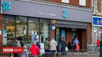 Co-op and Morrisons payment problems investigated