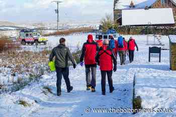 Bolton Mountain Rescue Team help woman after fall near Turton Golf Club - The Bolton News