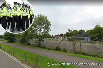 Eltham Police issue Covid-19 fines to couple in Avery Hill