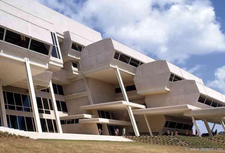 Demolition of Paul Rudolph's Burroughs Wellcome building underway in North Carolina