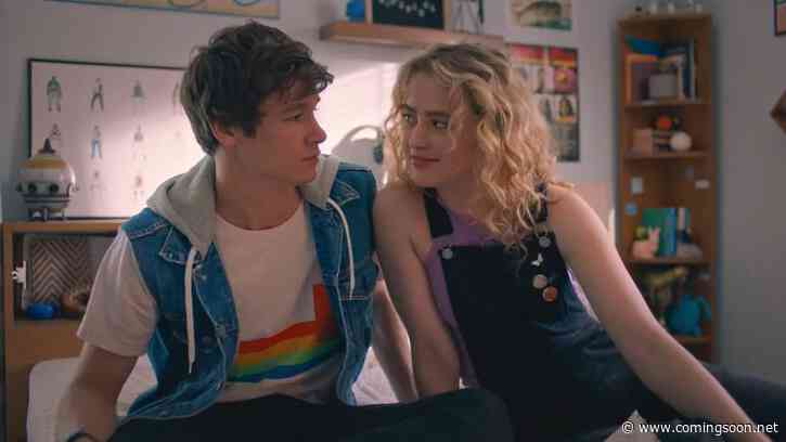 The Map of Tiny Perfect Things Trailer Traps a Teen Romance Inside a Time Loop