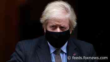Boris Johnson effectively extends UK coronavirus lockdown after delaying school reopenings