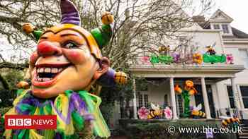Covid-hit New Orleans turns homes into floats for Mardi Gras