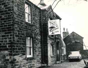 What are your memories of the Nelson nightclub, 'El Trop'?