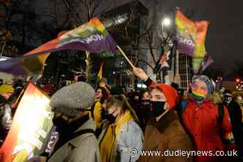 Protests break out in Poland after court's abortion ruling - Dudley News